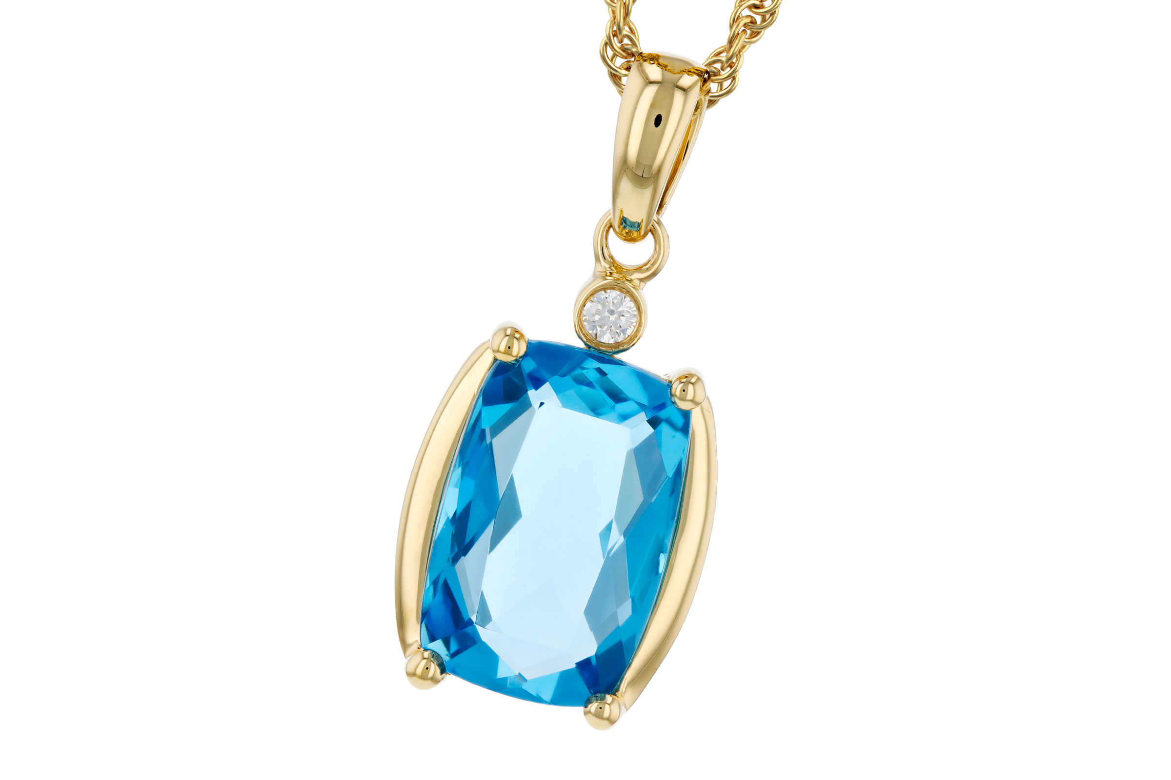 M330-56649: NECKLACE 2.88 BLUE TOPAZ 2.90 TGW (11x7MM BT)